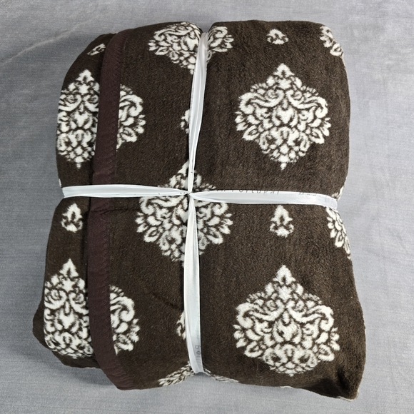 Docofil Portugal‎ King Soft Blanket Brown Damask Medallion  Cotton Blend NWT - Picture 2 of 5